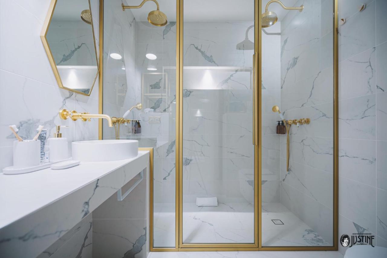 Suite Kintsugi By Justine Apartments Apartamento Turistico En Madrid Rio Εξωτερικό φωτογραφία